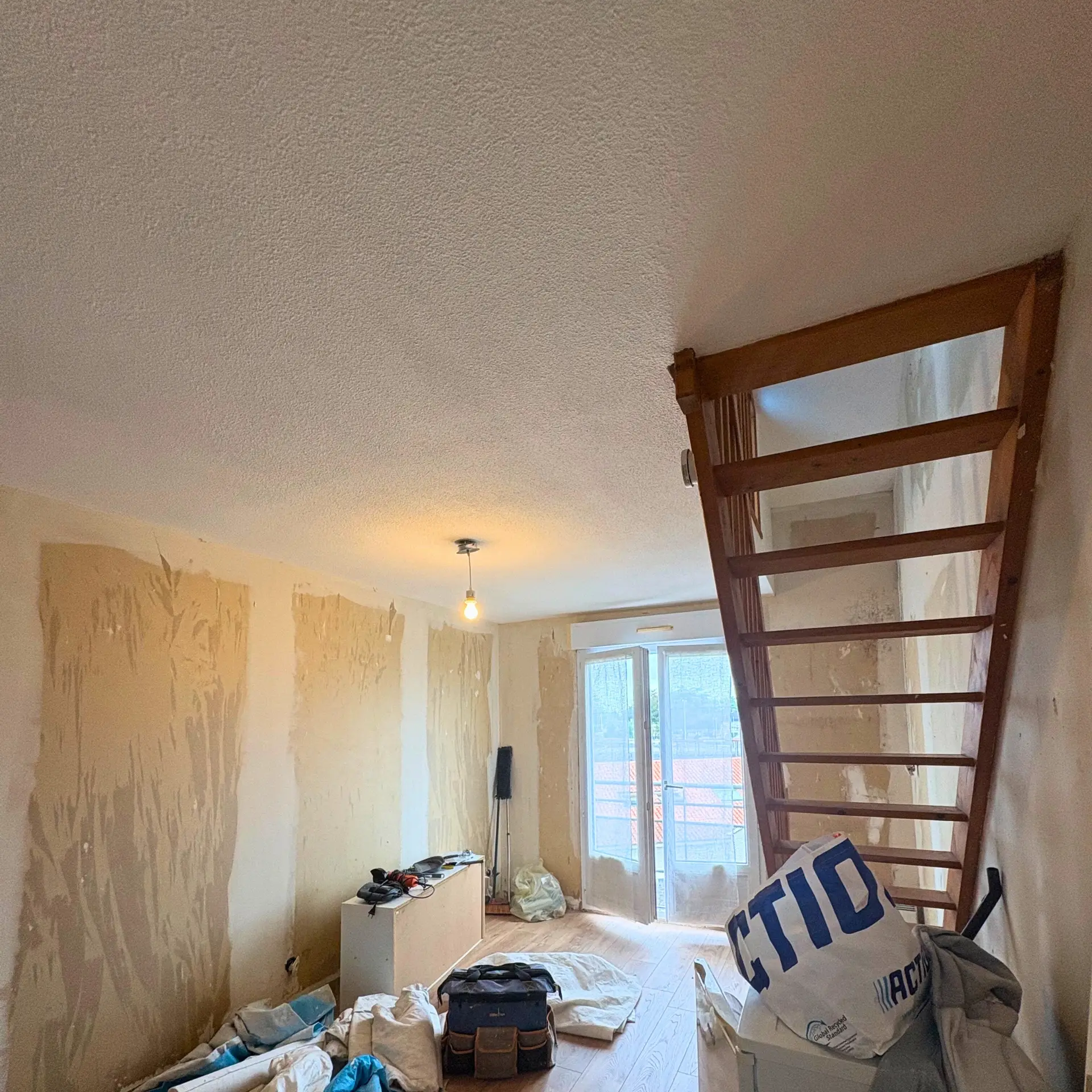 Ratissage complet des murs